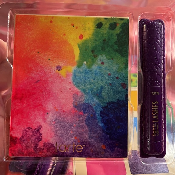 🎈SALE🎈🎀#38.MAKEUP BUNDLE🎀 - Picture 5 of 15